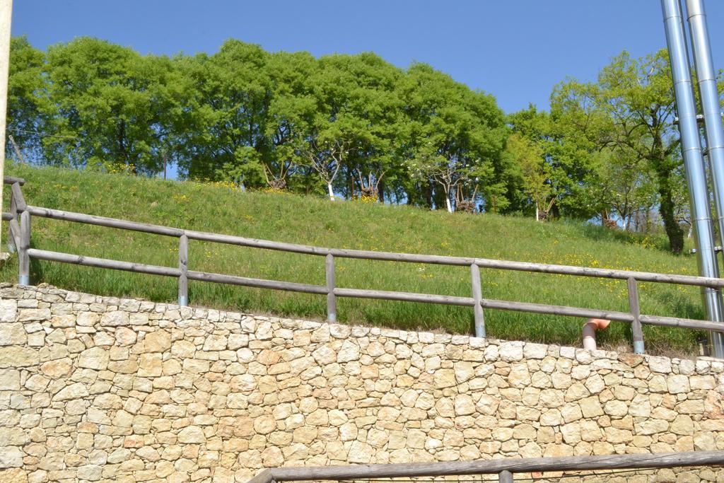 Casale La Rocchetta Bed & Breakfast Lonigo Exterior photo