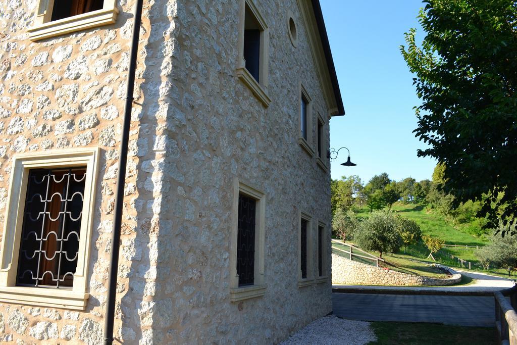 Casale La Rocchetta Bed & Breakfast Lonigo Exterior photo