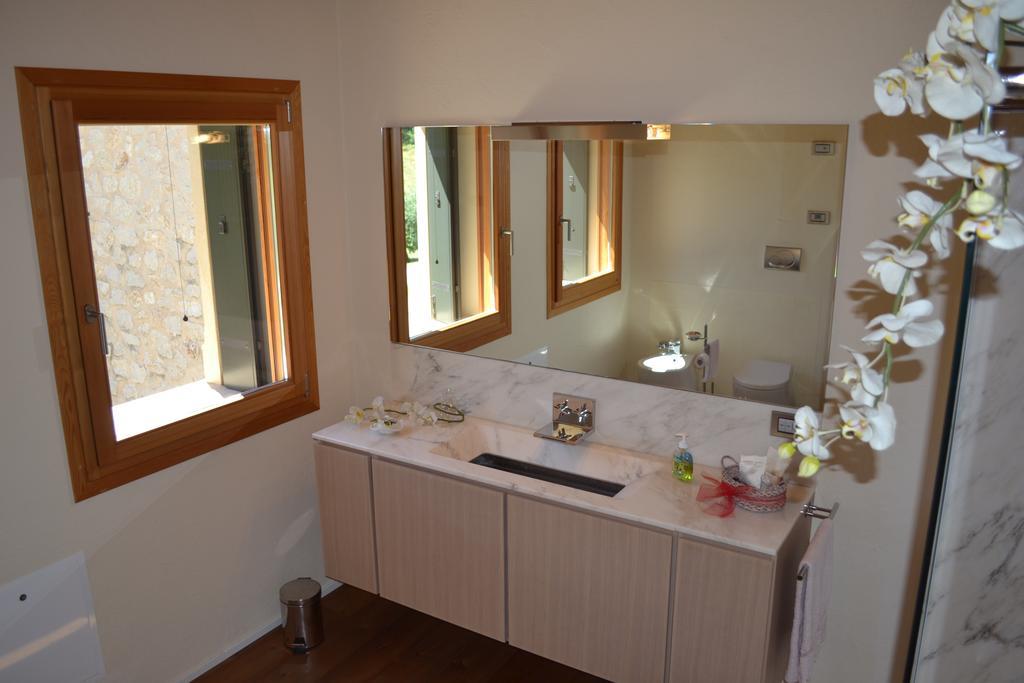 Casale La Rocchetta Bed & Breakfast Lonigo Exterior photo