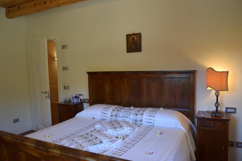 Casale La Rocchetta Bed & Breakfast Lonigo Exterior photo