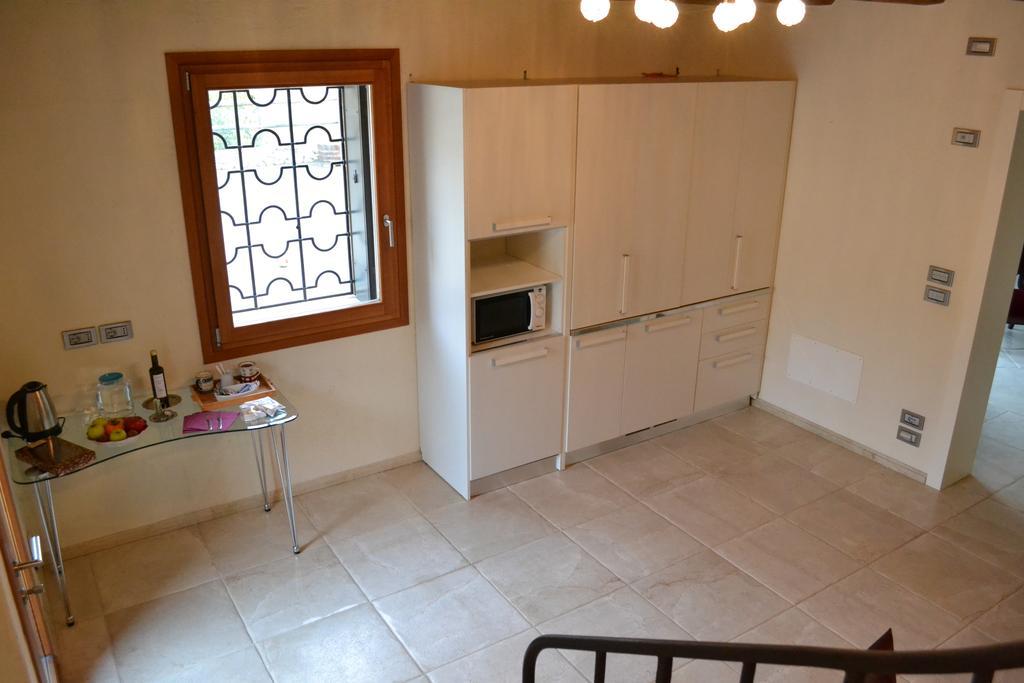 Casale La Rocchetta Bed & Breakfast Lonigo Exterior photo