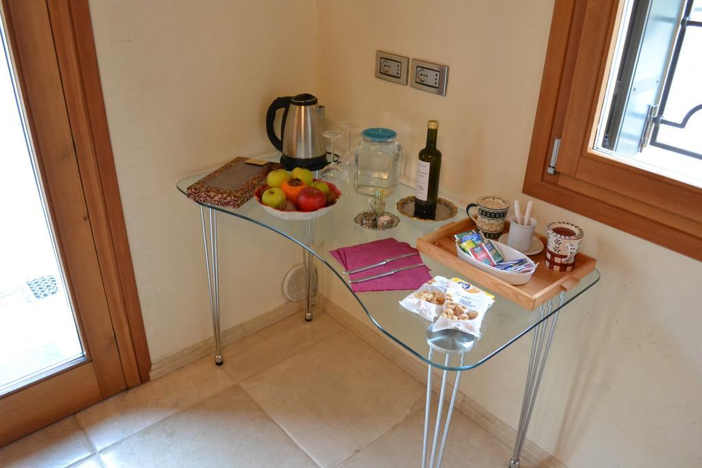 Casale La Rocchetta Bed & Breakfast Lonigo Exterior photo