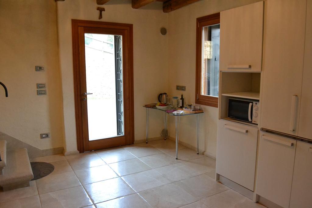 Casale La Rocchetta Bed & Breakfast Lonigo Exterior photo