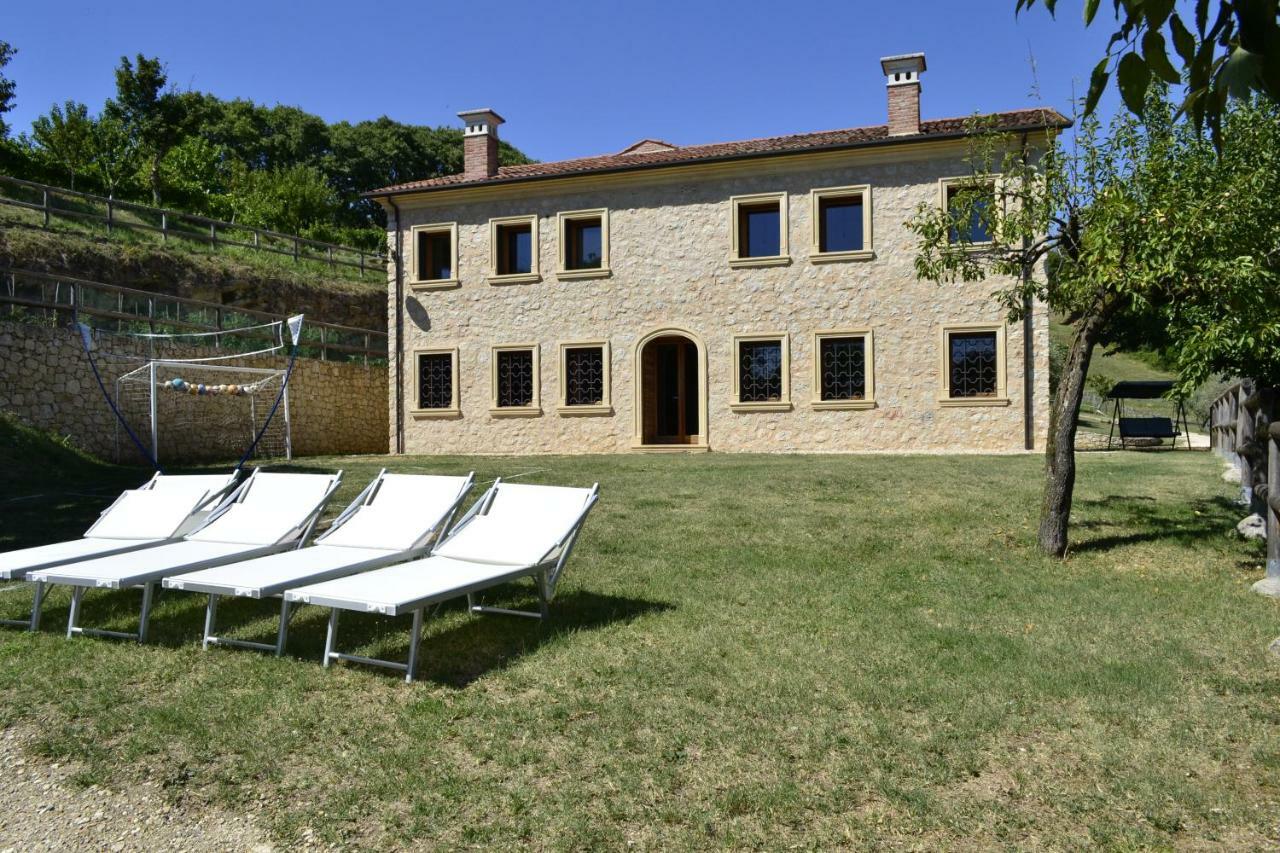 Casale La Rocchetta Bed & Breakfast Lonigo Exterior photo